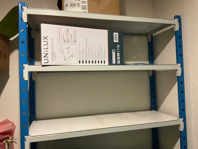 Legbordstelling met inhoud - afbeelding 15 van  20