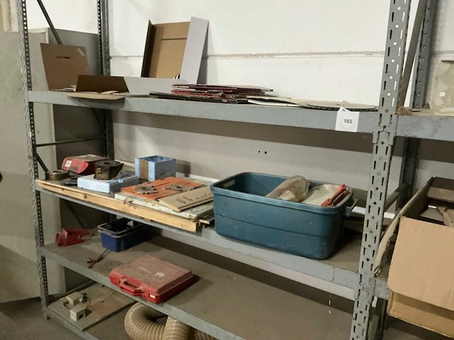 Legbordstelling met inhoud - afbeelding 4 van  12