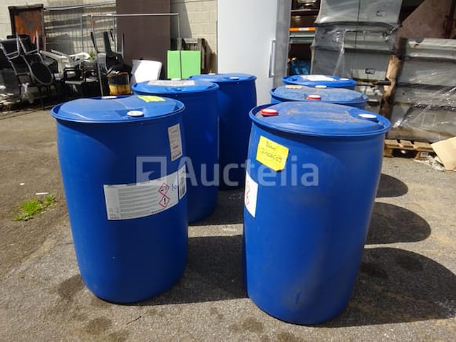 Lege containers - afbeelding 1 van  2