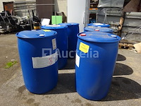 Lege containers - afbeelding 1 van  2