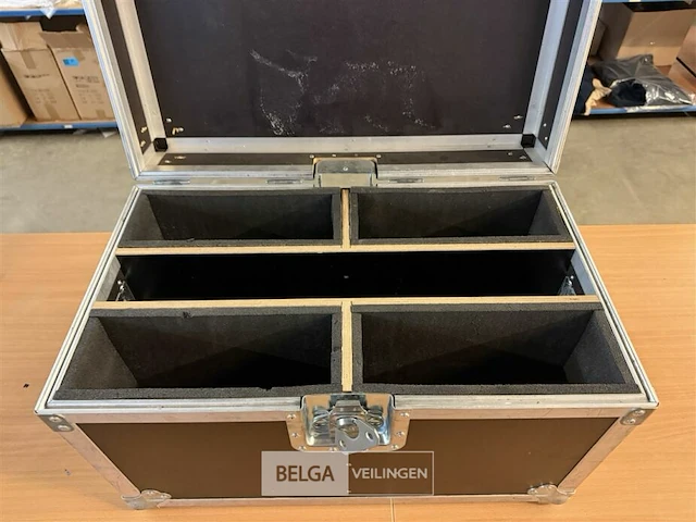 Lege flightcase tri-par - afbeelding 2 van  5
