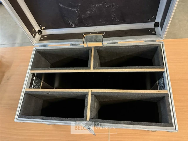 Lege flightcase tri-par - afbeelding 3 van  5