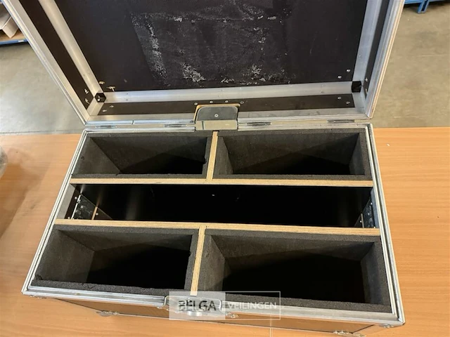 Lege flightcase tri-par - afbeelding 3 van  5