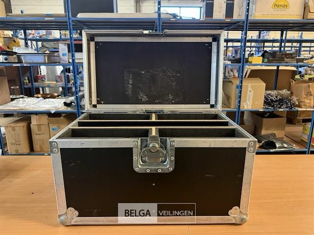Lege flightcase tri-par - afbeelding 1 van  5