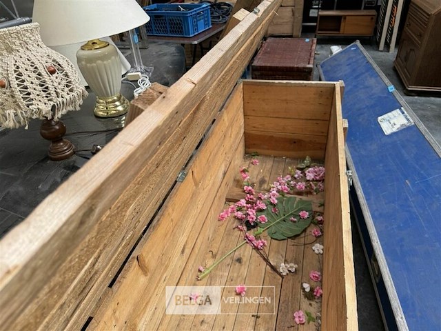 Lege houten kist op wielen l 202cm - afbeelding 4 van  4