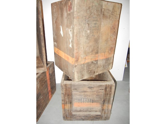 Legerkisten x 2 gedateerd 03/53 - afbeelding 2 van  3