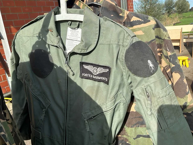 Legerkleding/paintball overalls (37x) - afbeelding 8 van  12