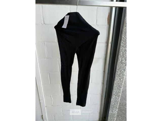 Legging/sportbroek maat s - afbeelding 2 van  3
