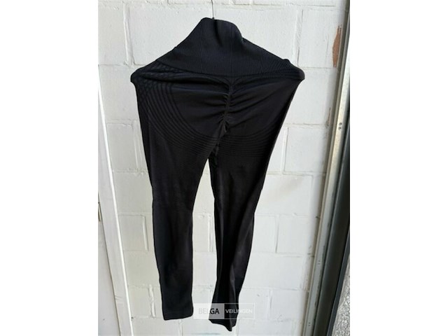 Legging/sportbroek maat s - afbeelding 3 van  3