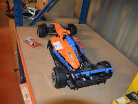 Lego f1 auto, lego motor - afbeelding 7 van  9