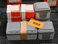 Legrand plexo schakelaars - afbeelding 1 van  3