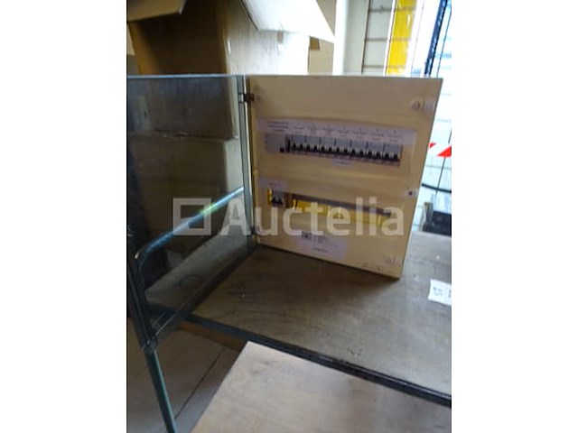 Legrand zekeringkast (+/- 16 slots) - afbeelding 1 van  7