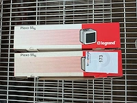 Legrande plesso 55 s opbouw schakelaars (10x) - afbeelding 2 van  2