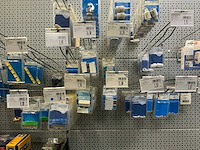 Legrand/vynckier/profile partij elektriciteitstoebehoren - afbeelding 9 van  12