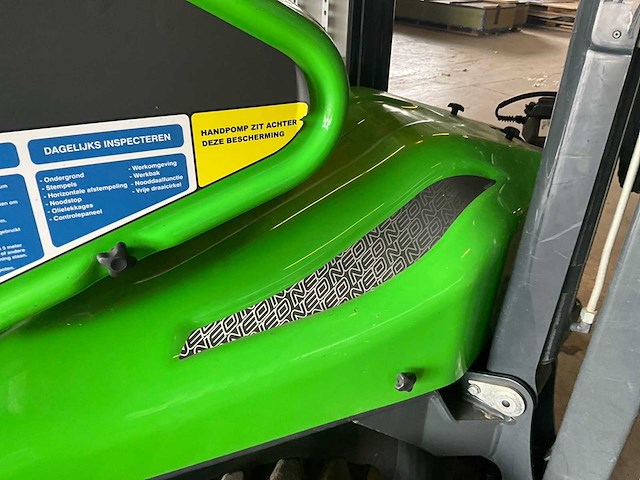 Leguan neo 135 hoogtewerker - afbeelding 9 van  28