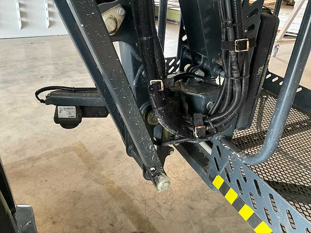 Leguan neo 135 hoogtewerker - afbeelding 20 van  28