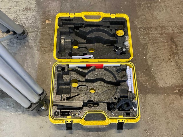 Leica builder 509 bouwlaser - afbeelding 4 van  4