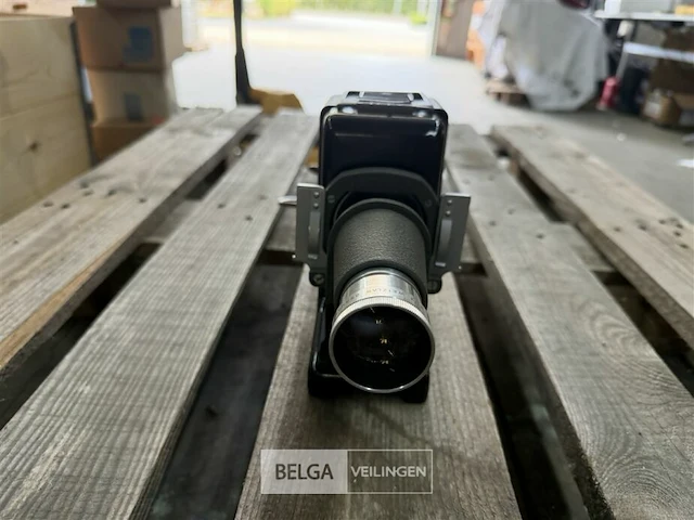 Leitz bakelit diaprojector - afbeelding 1 van  5