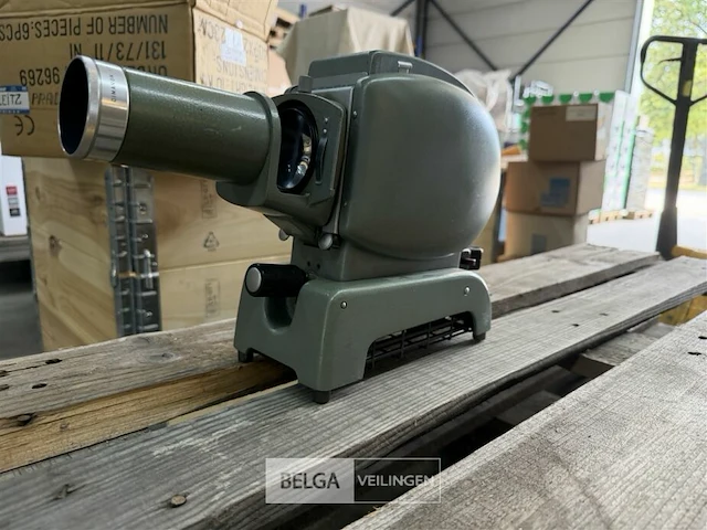 Leitz wetzlar prado diaprojector - afbeelding 1 van  5