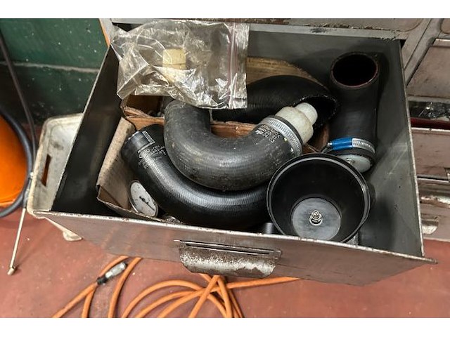 Lekbak + ladenkastje met inhoud - afbeelding 4 van  8