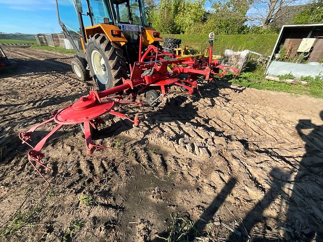 Lely lotus 600 grasoogstmachine - afbeelding 1 van  6