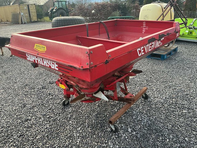 Lely superlarge 23225 akker- en graslandbemester - afbeelding 7 van  12