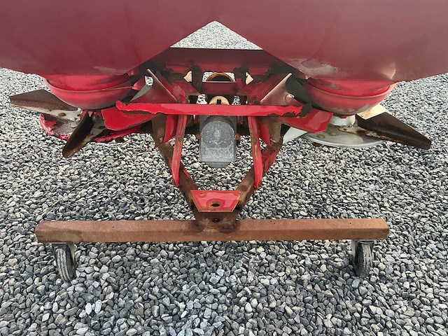 Lely superlarge 23225 akker- en graslandbemester - afbeelding 9 van  12