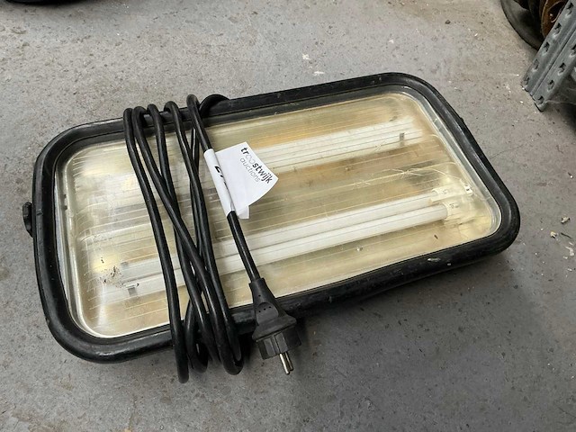 Lena magnum lux 72w bouwlamp - afbeelding 1 van  3