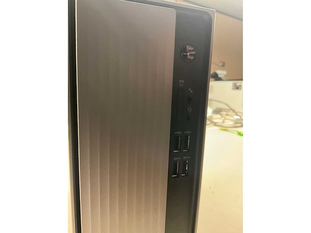 Lenovo 90mv desktopcomputer - afbeelding 3 van  6