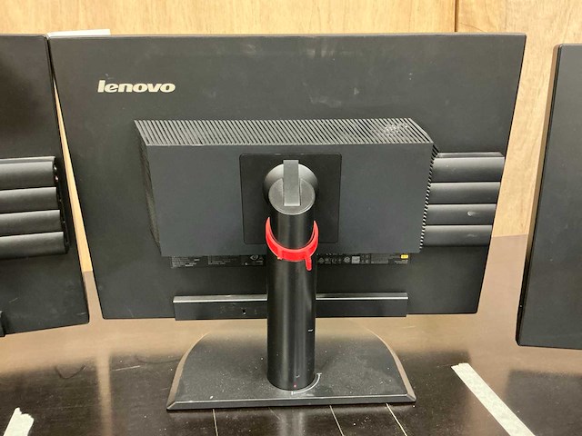 Lenovo lt2323zwc monitor (4x) - afbeelding 11 van  12