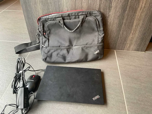 Lenovo thinkpad t14s gen1 laptop - afbeelding 1 van  7