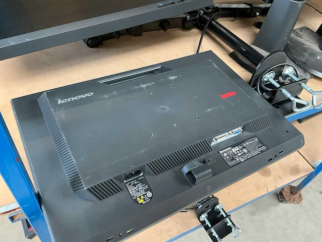 Lenovo thinkvision l2240pwd monitor (5x) - afbeelding 3 van  7