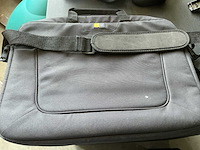 Lenovo v 330-15 ikb laptop inclusief draagtas - afbeelding 5 van  5