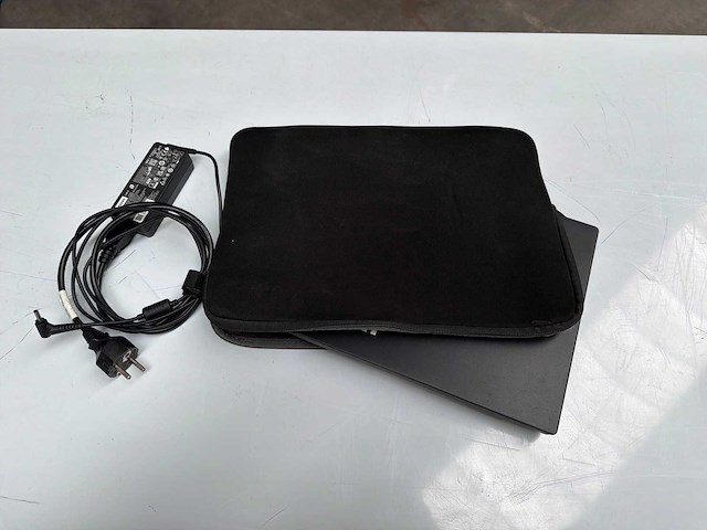 Lenovo v15 g4 iah laptop met laptoptas - afbeelding 8 van  8