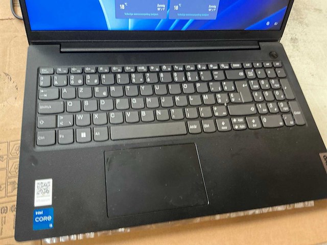 Lenovo v15 g4 laptop - afbeelding 3 van  6