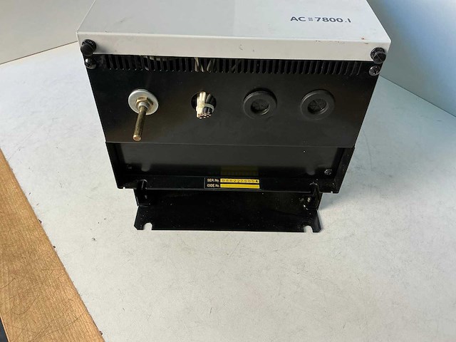 Lenze 7811.2 frequentieregelaar - afbeelding 4 van  7