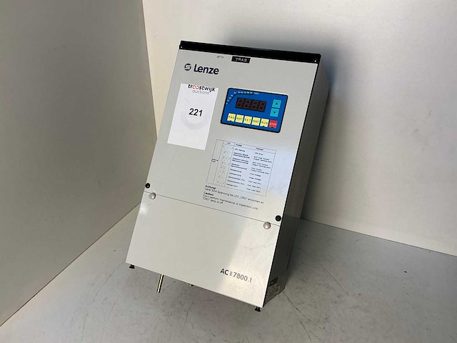 Lenze 7811.2 frequentieregelaar - afbeelding 1 van  7