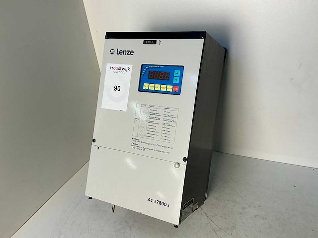 Lenze 7811.2 frequentieregelaar - afbeelding 1 van  6