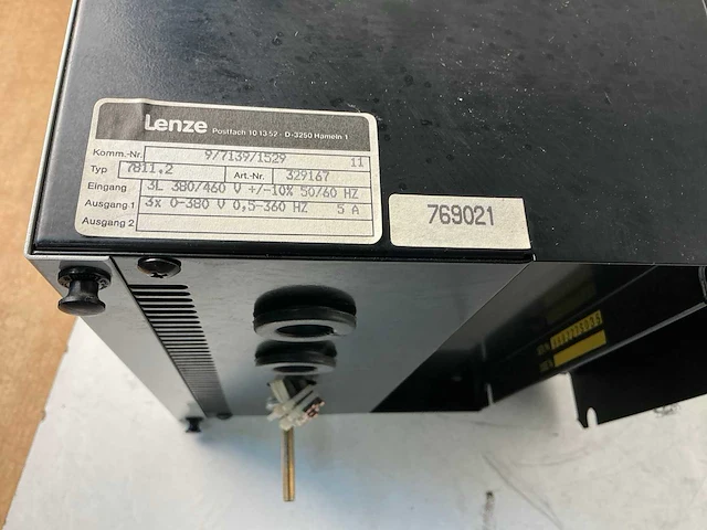 Lenze 7811.2 frequentieregelaar - afbeelding 4 van  5