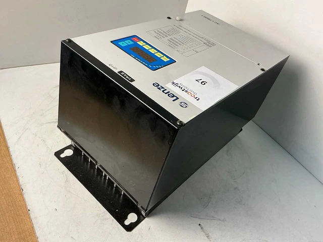Lenze 7811.2 frequentieregelaar - afbeelding 4 van  6