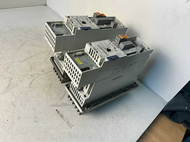 Lenze 8400 topline c frequentieregelaar - afbeelding 3 van  4