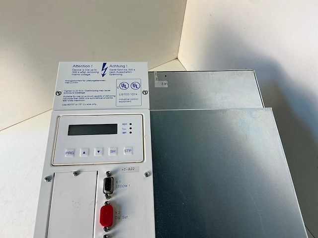 Lenze 9220 33.9228 e frequentieregelaar - afbeelding 3 van  7