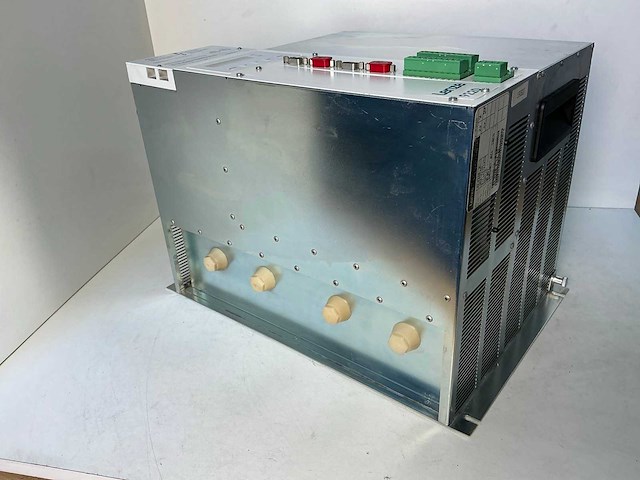 Lenze 9220 33.9228 e frequentieregelaar - afbeelding 6 van  7