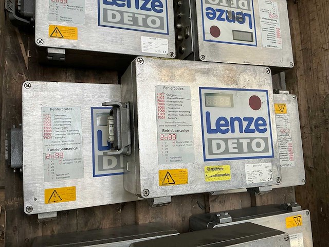Lenze deto ocu210-1.0 frequentieregelaar (10x) - afbeelding 3 van  7