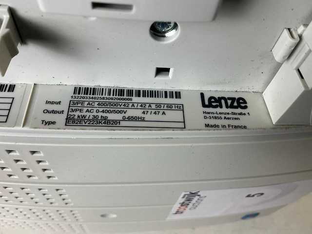 Lenze e82ev223k4b201 frequentieregelaar - afbeelding 6 van  7