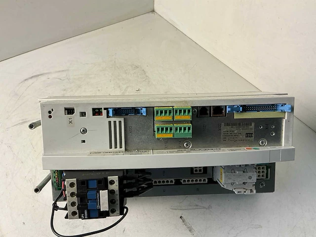 Lenze e93de143e4b531 frequentieregelaar - afbeelding 3 van  5