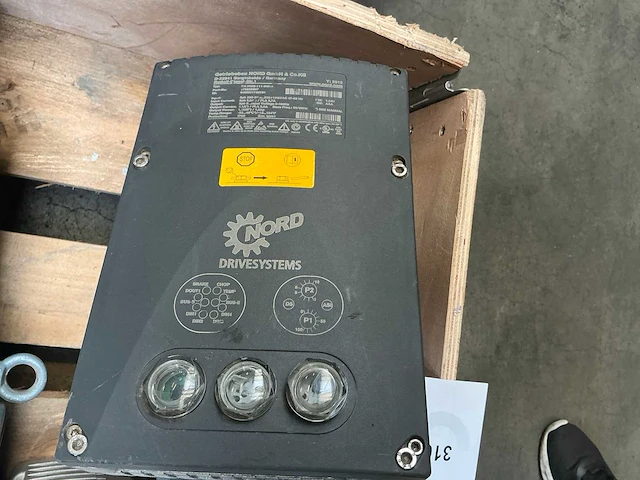 Lenze en nord drivesystems reductiemotor (12x) - afbeelding 3 van  12