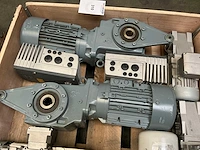 Lenze en nord drivesystems reductiemotor (12x) - afbeelding 10 van  12
