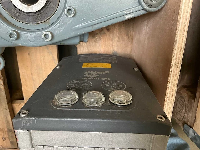 Lenze en nord drivesystems reductiemotor (12x) - afbeelding 11 van  12