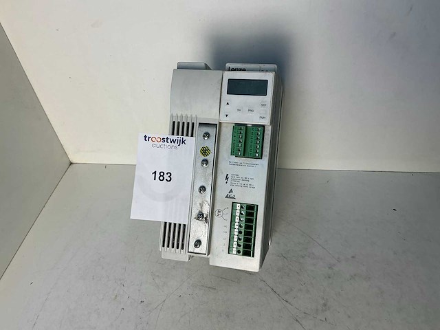 Lenze evf8216-e frequentieregelaar - afbeelding 1 van  5